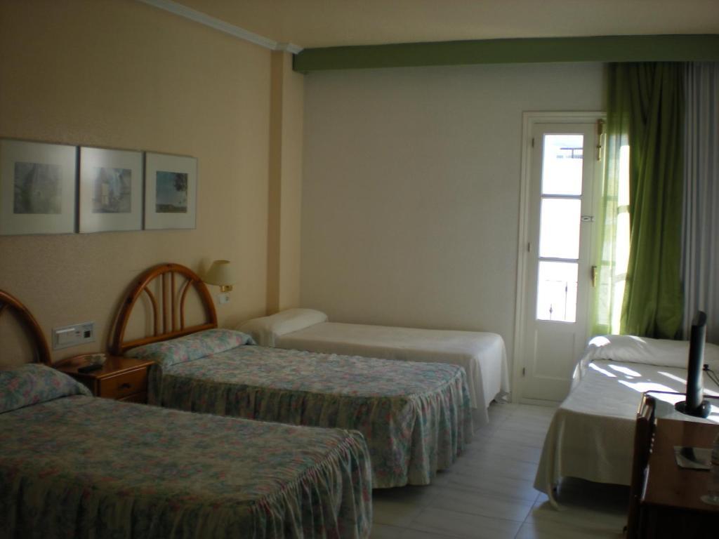 Hotel Terraza Carmona Vera Room photo